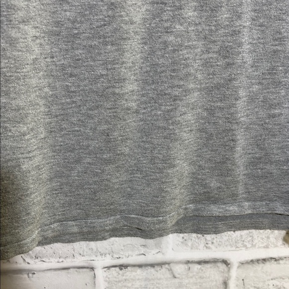 Danier short sleeve Gray Women's Top shirt size XS - Picture 5 of 6